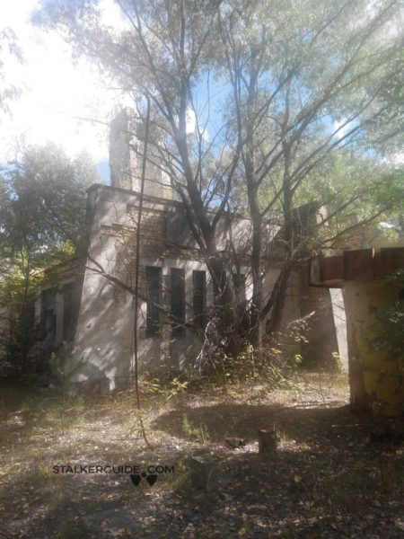 Речной порт и кафе припять причал