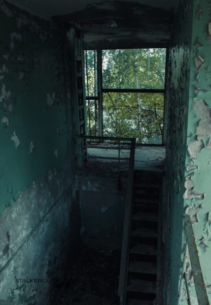 Речной порт и кафе припять причал